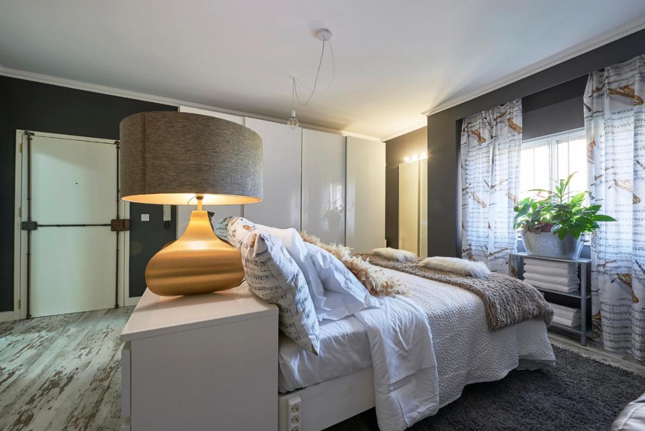 In Bed With Lisbon - Lux4You Taguspark Massama Eksteriør billede